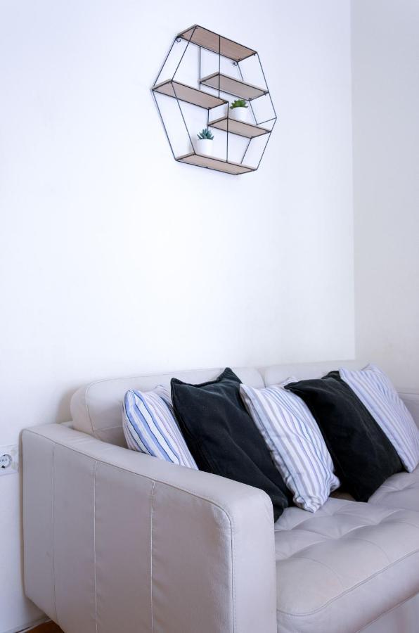 Beautiful 2Bd Apartment Near Historic Center Of Athene Buitenkant foto