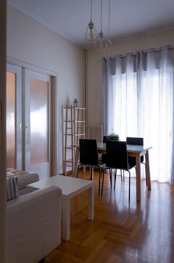 Beautiful 2Bd Apartment Near Historic Center Of Athene Buitenkant foto